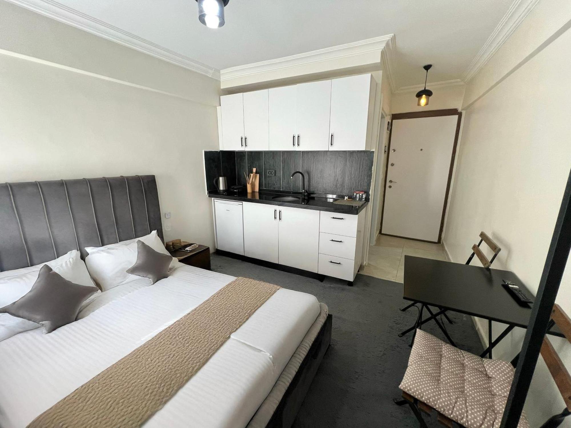 Mr Miller Suite Istanbul Bagian luar foto